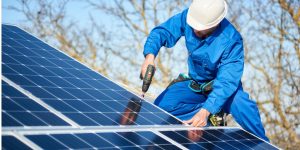 Installation Maintenance Panneaux Solaires Photovoltaïques à La Remuee